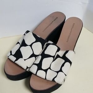 Diane Von Furstenberg Black and Off White Mules with Geometric Pattern